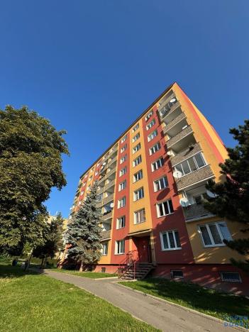 Pronájem bytu 1+1, Chomutov, Kamenná, 35 m2