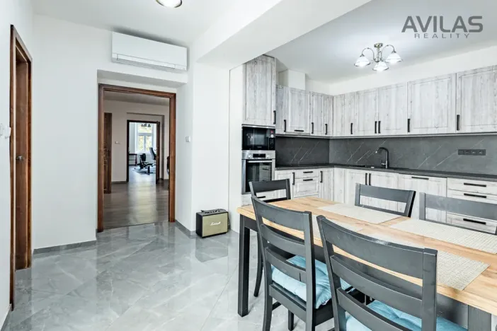 Prodej vícegeneračního domu, Benešov, Masarykovo náměstí, 256 m2