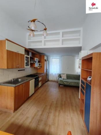 Pronájem bytu 3+kk, Karlovy Vary, Kolmá, 69 m2