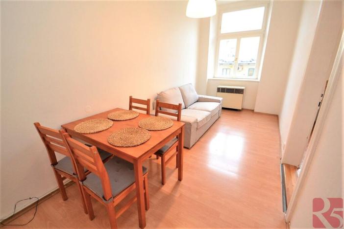 Prodej bytu 1+1, Praha - Nusle, Svatoslavova, 36 m2