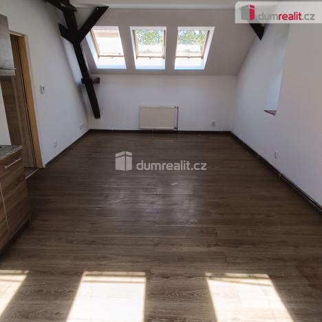 Pronájem bytu 2+1, Česká Kamenice, Lipová, 58 m2