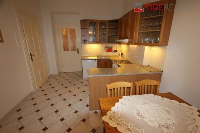 Pronájem bytu 2+1, Praha - Nové Město, Dřevná, 80 m2