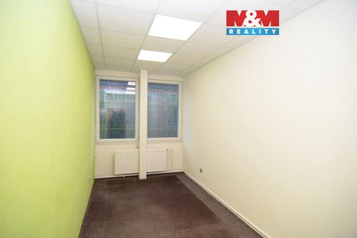 Pronájem kanceláře, Ostrava - Mariánské Hory, Mariánské náměstí, 12 m2