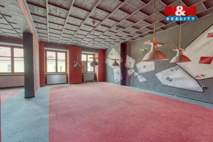 Pronájem restaurace, Rokycany - Střed, Masarykovo náměstí, 173 m2