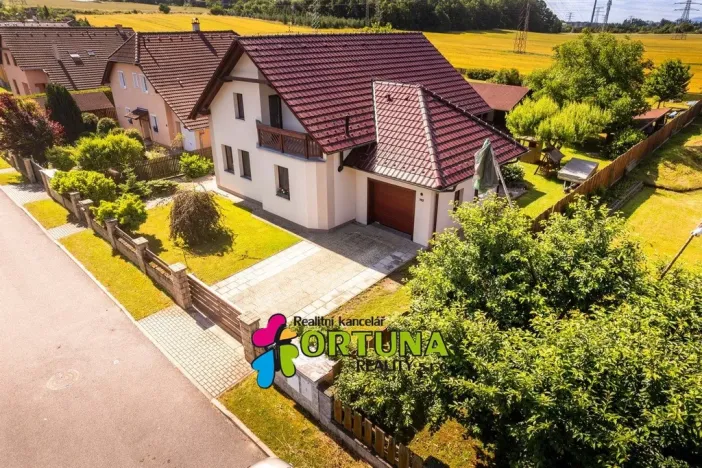 Prodej rodinného domu, Úsilné, 159 m2