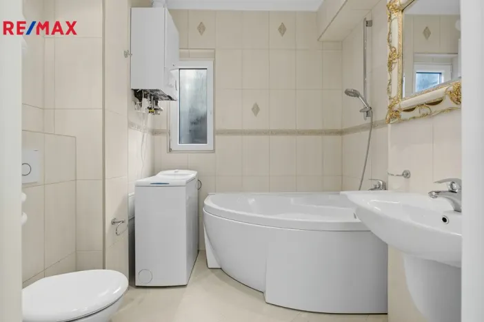 Prodej bytu 2+kk, Karlovy Vary, Ondřejská, 97 m2