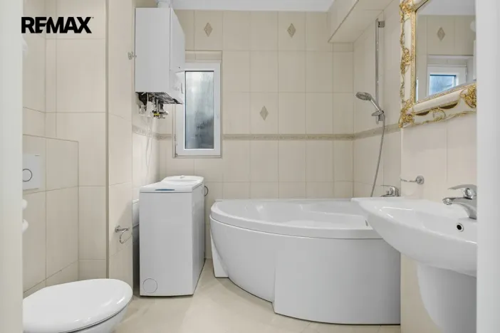 Prodej bytu 2+kk, Karlovy Vary, Ondřejská, 97 m2