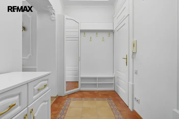 Prodej bytu 2+kk, Karlovy Vary, Ondřejská, 97 m2