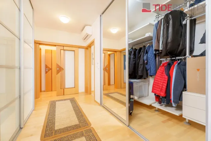 Prodej bytu 4+kk, Praha - Vokovice, Tibetská, 131 m2