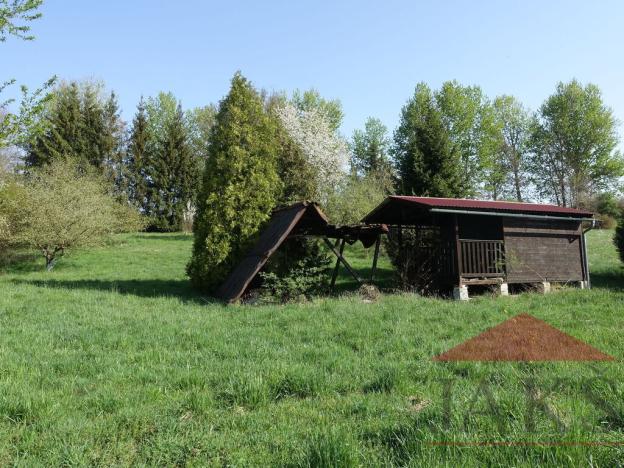 Pronájem zahrady, Hrádek, 2267 m2