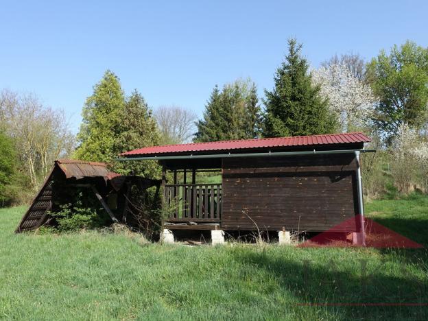 Pronájem zahrady, Hrádek, 2267 m2