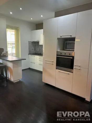 Prodej bytu 3+kk, Praha - Bubeneč, Národní obrany, 50 m2