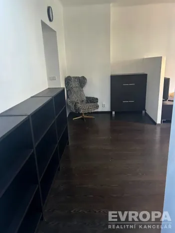 Prodej bytu 3+kk, Praha - Bubeneč, Národní obrany, 50 m2