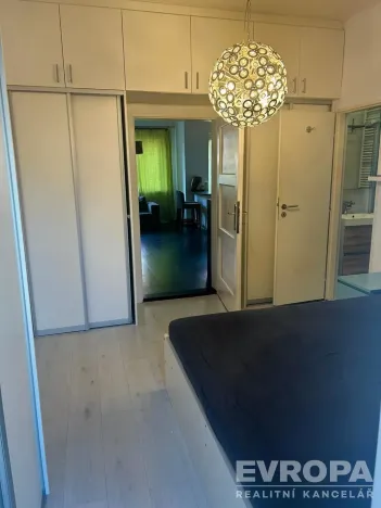 Prodej bytu 3+kk, Praha - Bubeneč, Národní obrany, 50 m2