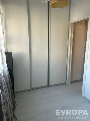 Prodej bytu 3+kk, Praha - Bubeneč, Národní obrany, 50 m2