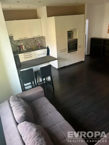 Prodej bytu 3+kk, Praha - Bubeneč, Národní obrany, 50 m2