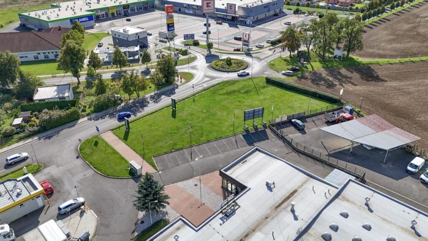 Prodej obchodního prostoru, Roudnice nad Labem, Hornická, 1074 m2