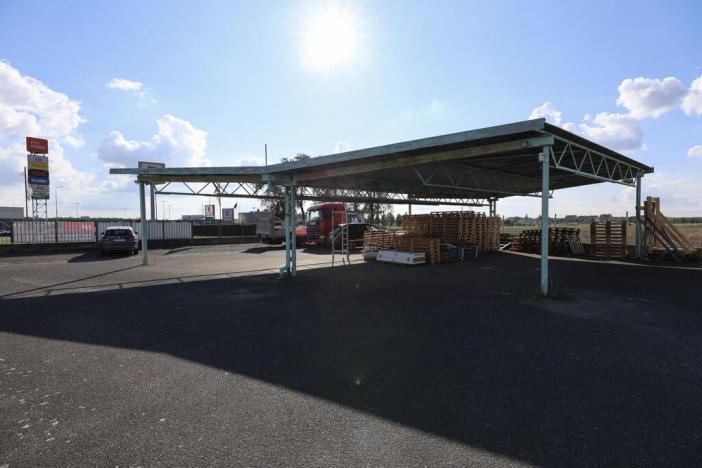 Prodej výrobních prostor, Roudnice nad Labem, Hornická, 5741 m2