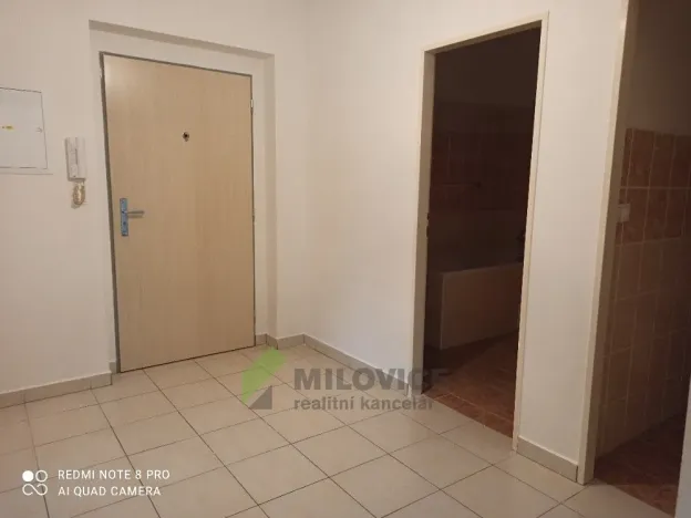Prodej bytu 3+kk, Milovice, Armádní, 61 m2