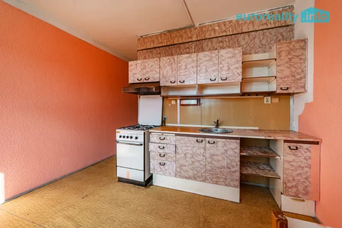 Prodej bytu 3+1, Rotava, Sídliště, 75 m2