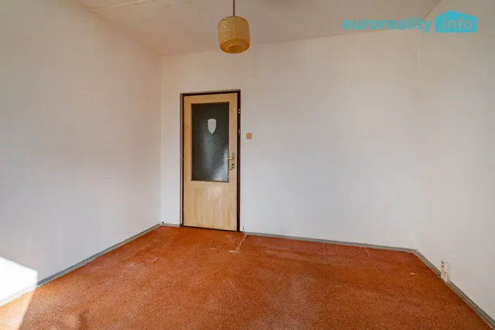 Prodej bytu 3+1, Rotava, Sídliště, 75 m2