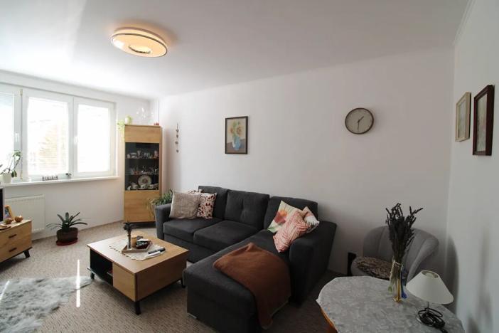 Prodej bytu 2+1, Karlovy Vary, Krymská, 54 m2