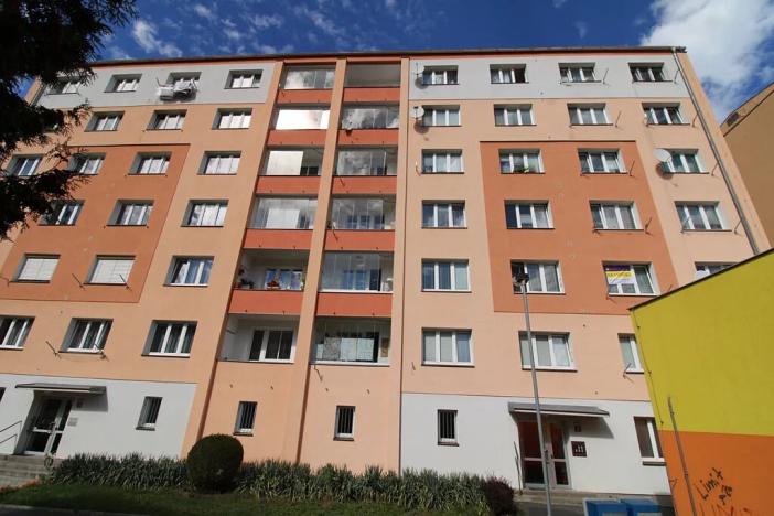 Prodej bytu 2+1, Karlovy Vary, Krymská, 54 m2