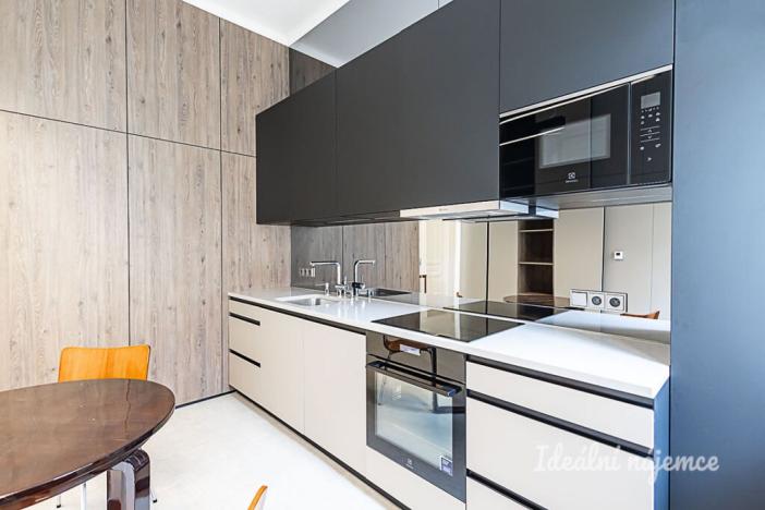 Pronájem bytu 2+1, Praha - Nové Město, Pštrossova, 70 m2