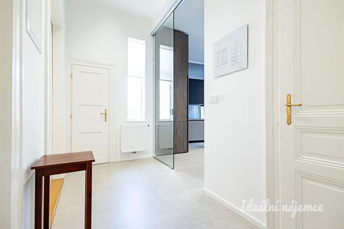 Pronájem bytu 2+1, Praha - Nové Město, Pštrossova, 70 m2