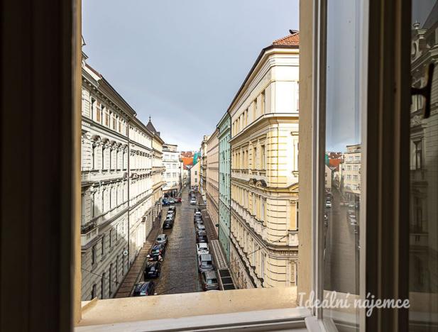Pronájem bytu 2+1, Praha - Nové Město, Pštrossova, 70 m2