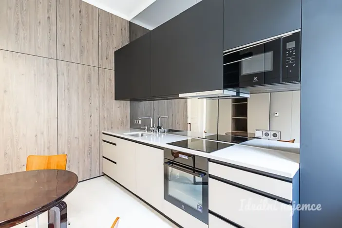 Pronájem bytu 2+1, Praha - Nové Město, Pštrossova, 70 m2