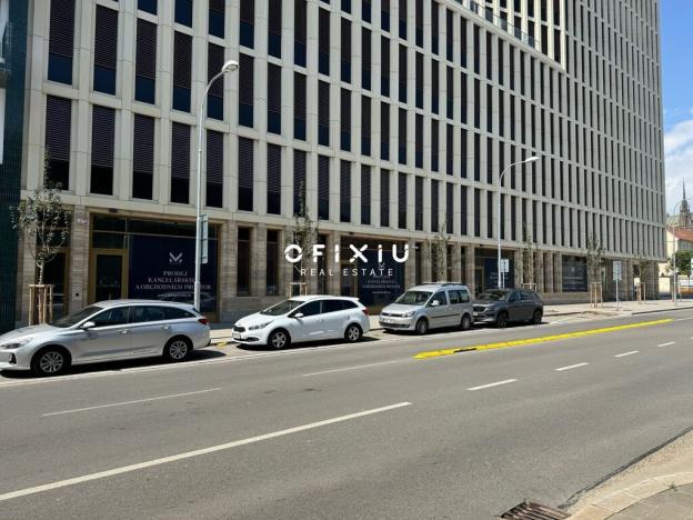 Pronájem obchodního prostoru, Brno, Trnitá, 420 m2