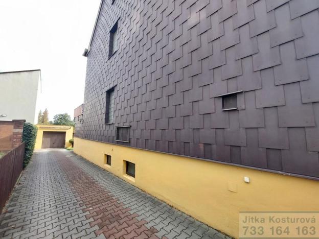 Prodej činžovního domu, Krnov - Pod Bezručovým vrchem, Albrechtická, 300 m2