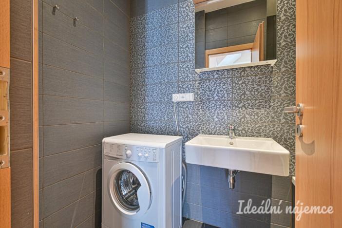 Pronájem bytu 2+1, Brno, Zahradnická, 79 m2