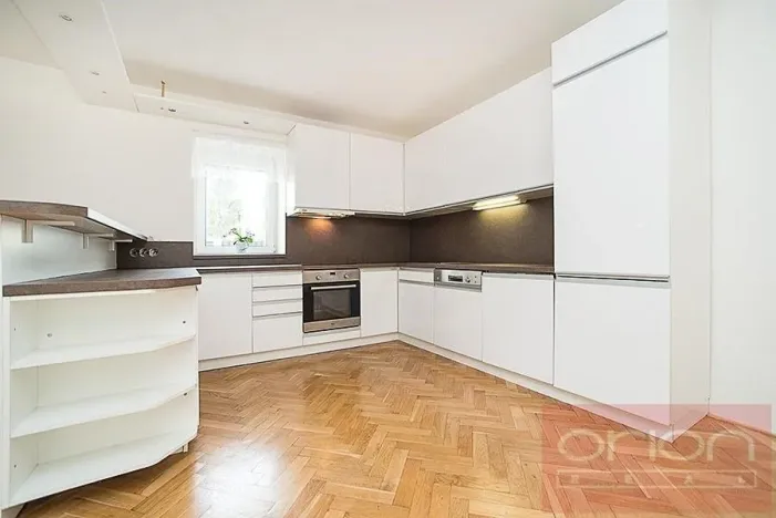 Pronájem rodinného domu, Praha - Břevnov, Slezanů, 350 m2