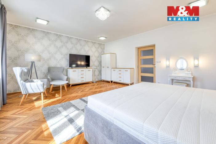 Pronájem bytu 3+1, Plzeň - Jižní Předměstí, Erbenova, 140 m2