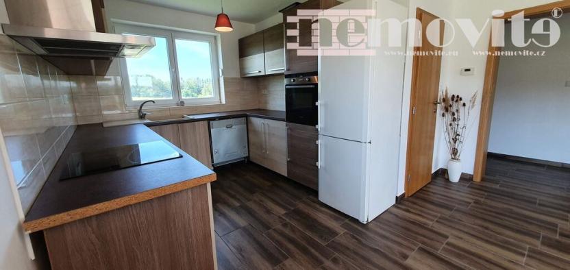 Pronájem rodinného domu, Svinaře, 154 m2