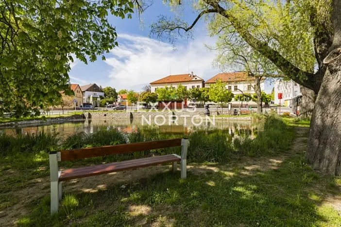 Prodej rodinného domu, Jinočany, Emy Destinové, 139 m2