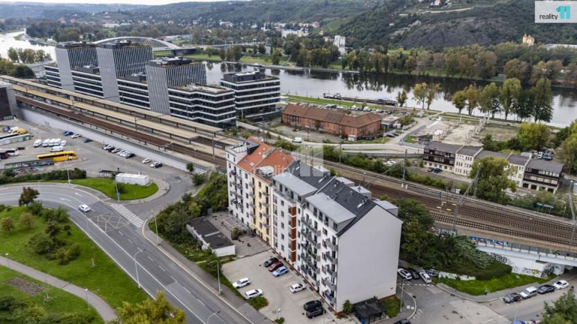 Prodej bytu 2+kk, Praha - Holešovice, V závětří, 49 m2