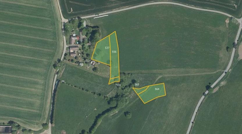 Prodej pole, Hojovice, 23594 m2