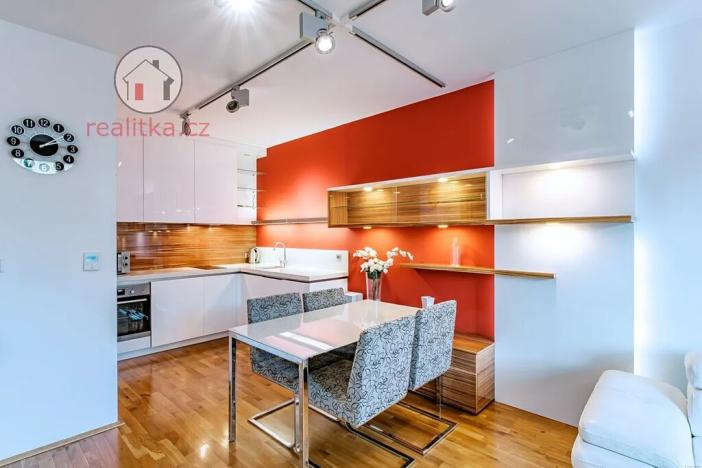 Prodej bytu 2+kk, Praha - Žižkov, Havlíčkovo náměstí, 60 m2