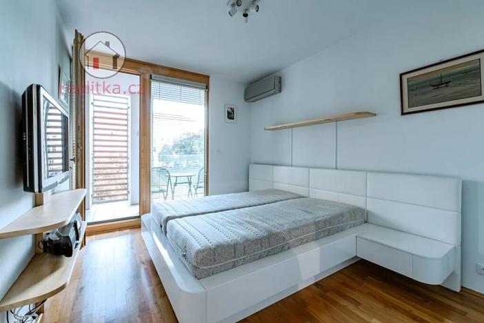 Prodej bytu 2+kk, Praha - Žižkov, Havlíčkovo náměstí, 60 m2