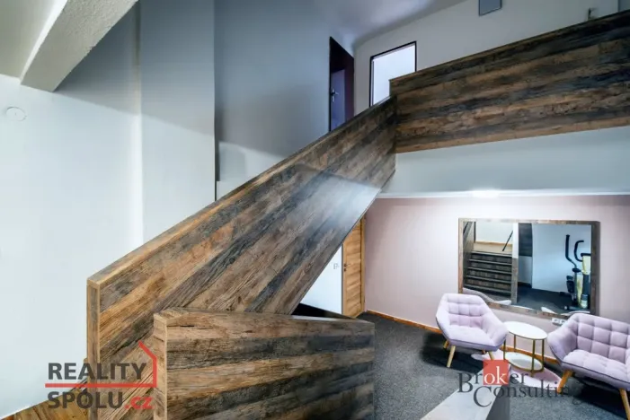 Prodej rodinného domu, Odrovice, 386 m2