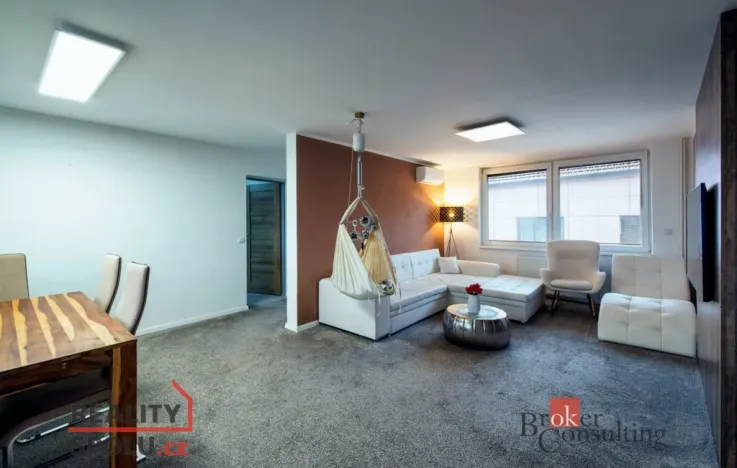 Prodej rodinného domu, Odrovice, 386 m2