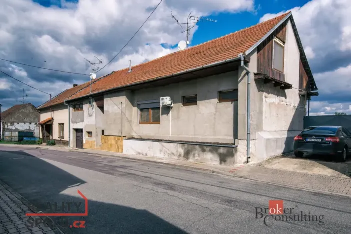 Prodej rodinného domu, Odrovice, 386 m2