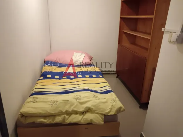 Pronájem bytu 2+kk, Štoky, 50 m2