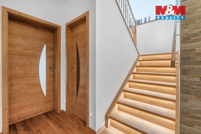 Prodej rodinného domu, Veleň - Mírovice, U Skalky, 229 m2