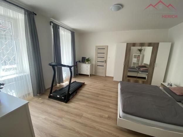 Pronájem bytu 1+1, Chomutov, Ruská, 40 m2