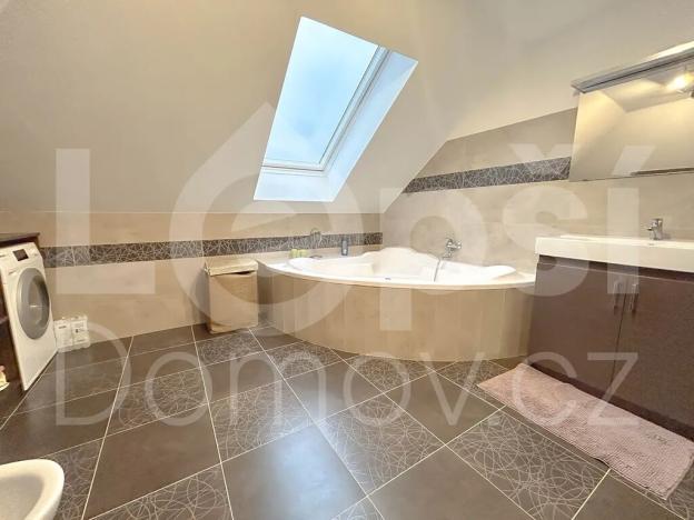 Prodej rodinného domu, Česká Ves, Severní, 175 m2