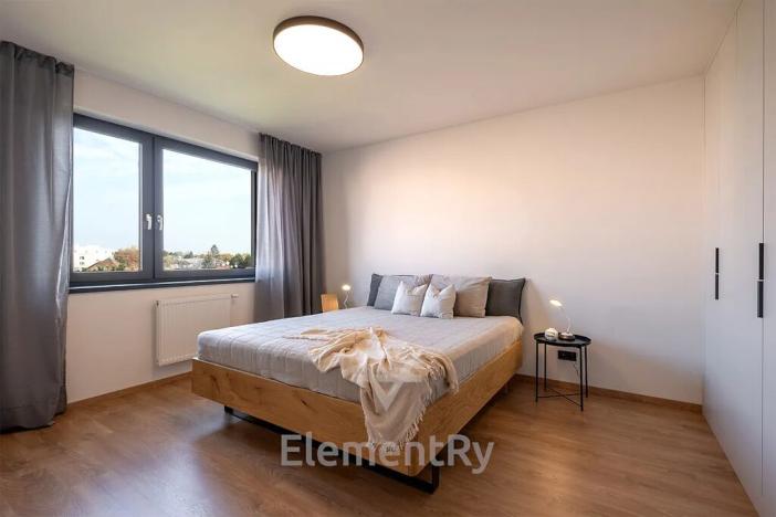 Pronájem bytu 2+kk, Hradec Králové, Kubelíkova, 70 m2